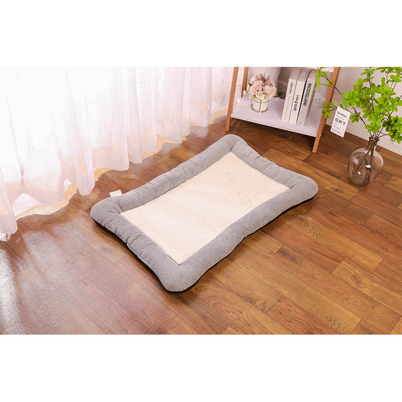 Four-Season Breathable Pet Mat